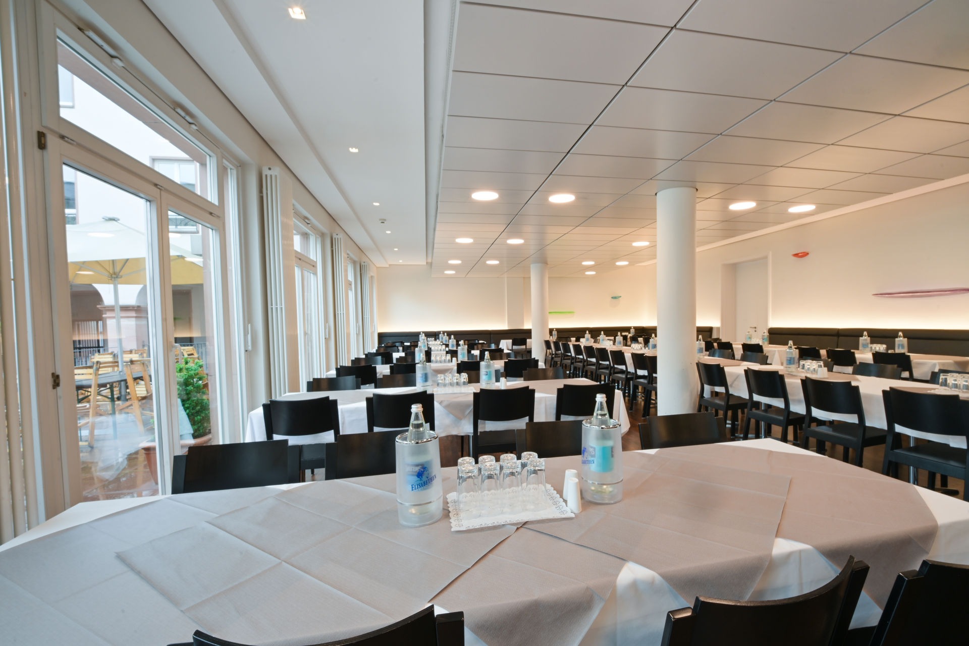 47 speisesaal 2