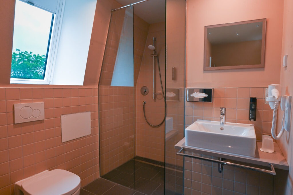 zimmer 3og ez balkon 4