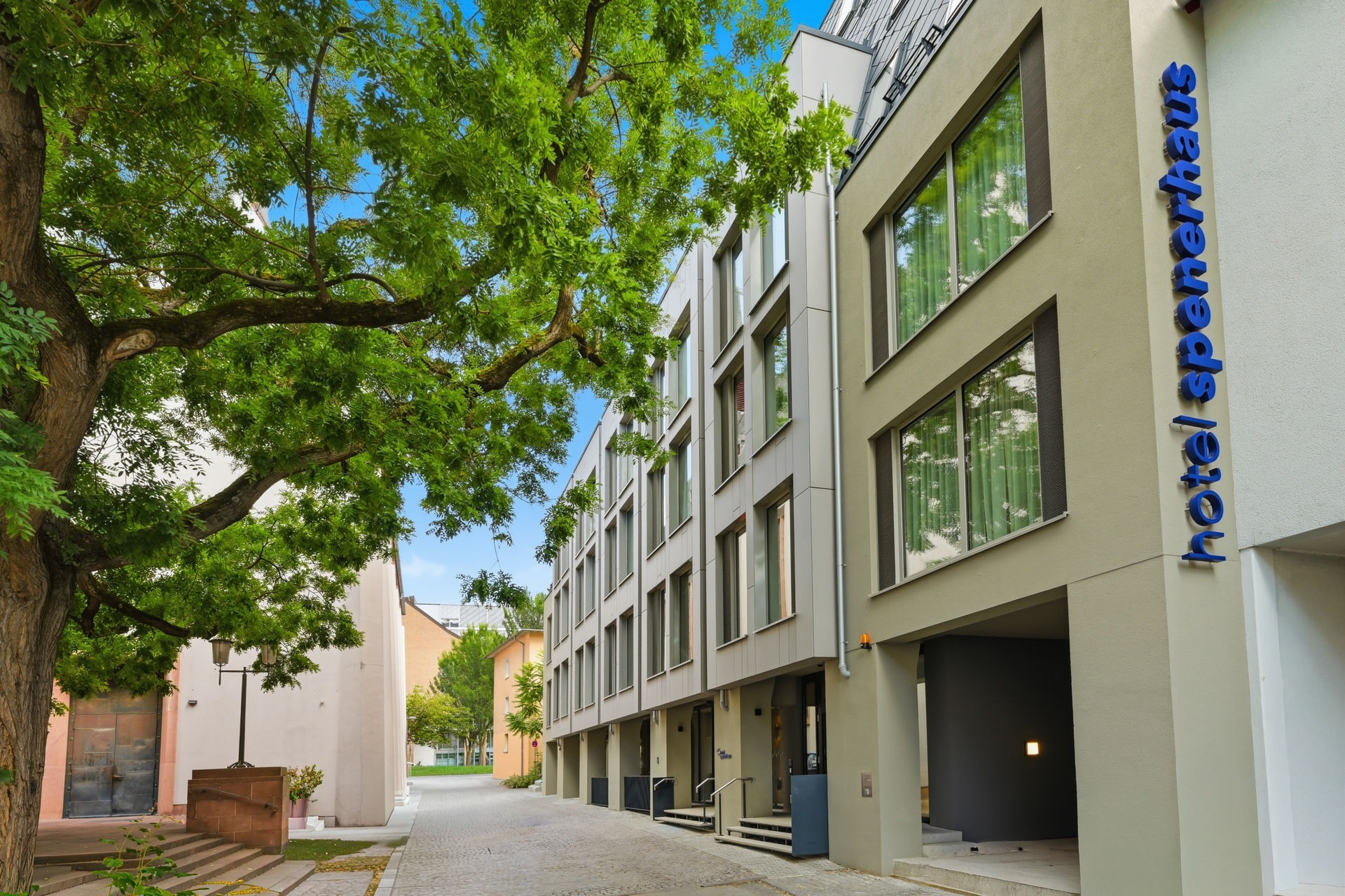 100 - Aussenansicht_2